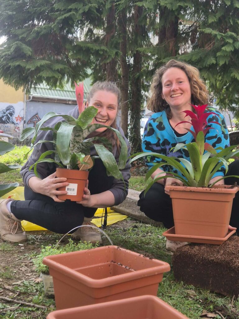 adrijana in eva sadita rozice